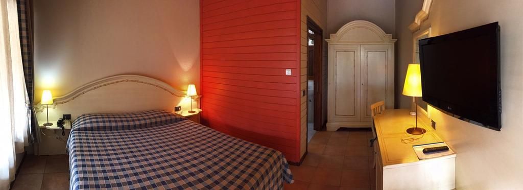 Motel 7 Laghi Кастелето ди Брандуцо Екстериор снимка